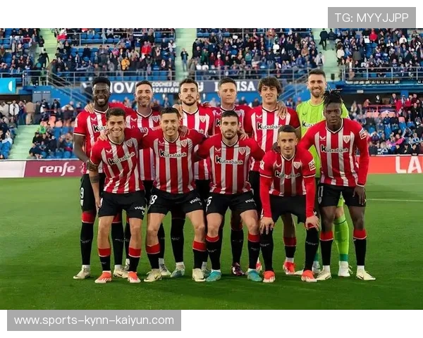 历届欧冠冠军球队实力比较与战术演进 历届欧冠冠军球队实力比较与战术演进