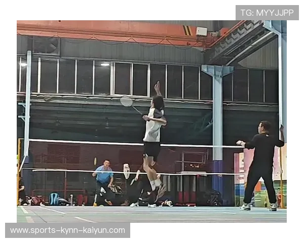 羽毛球跃杀 羽毛球跃杀